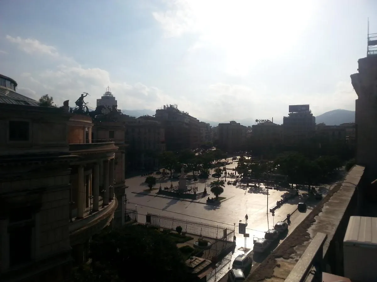 **  Sweet Politeama Bed & Breakfast Palermo Italy