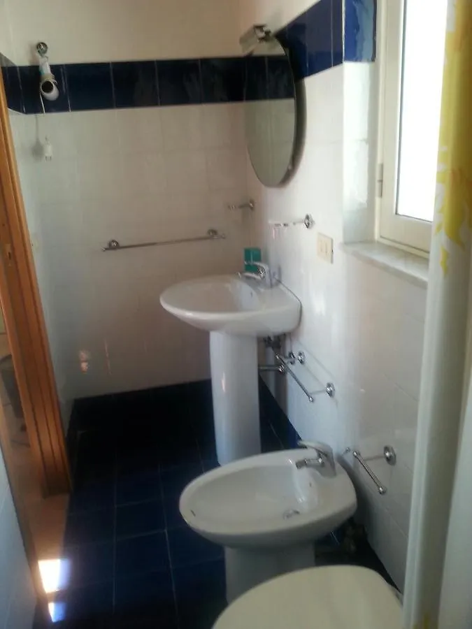 Bed and Breakfast Sweet Politeama Palermo 2*,  Italien