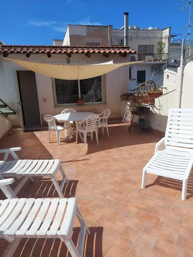 ** Couette-café Bed and Breakfast Sweet Politeama à Palerme Italie